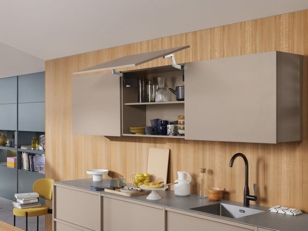 AVENTOS HS top